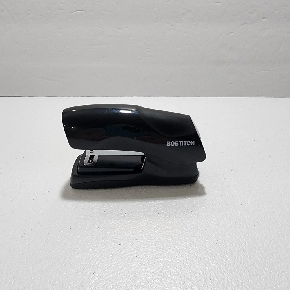 Bostitch Heavy Duty Stapler 40 Sheet Cap No Jam Compact Half Strip Black NOB